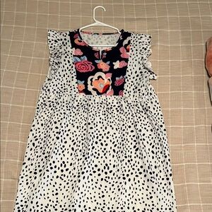 Knee length dress, cute, fun, flirty